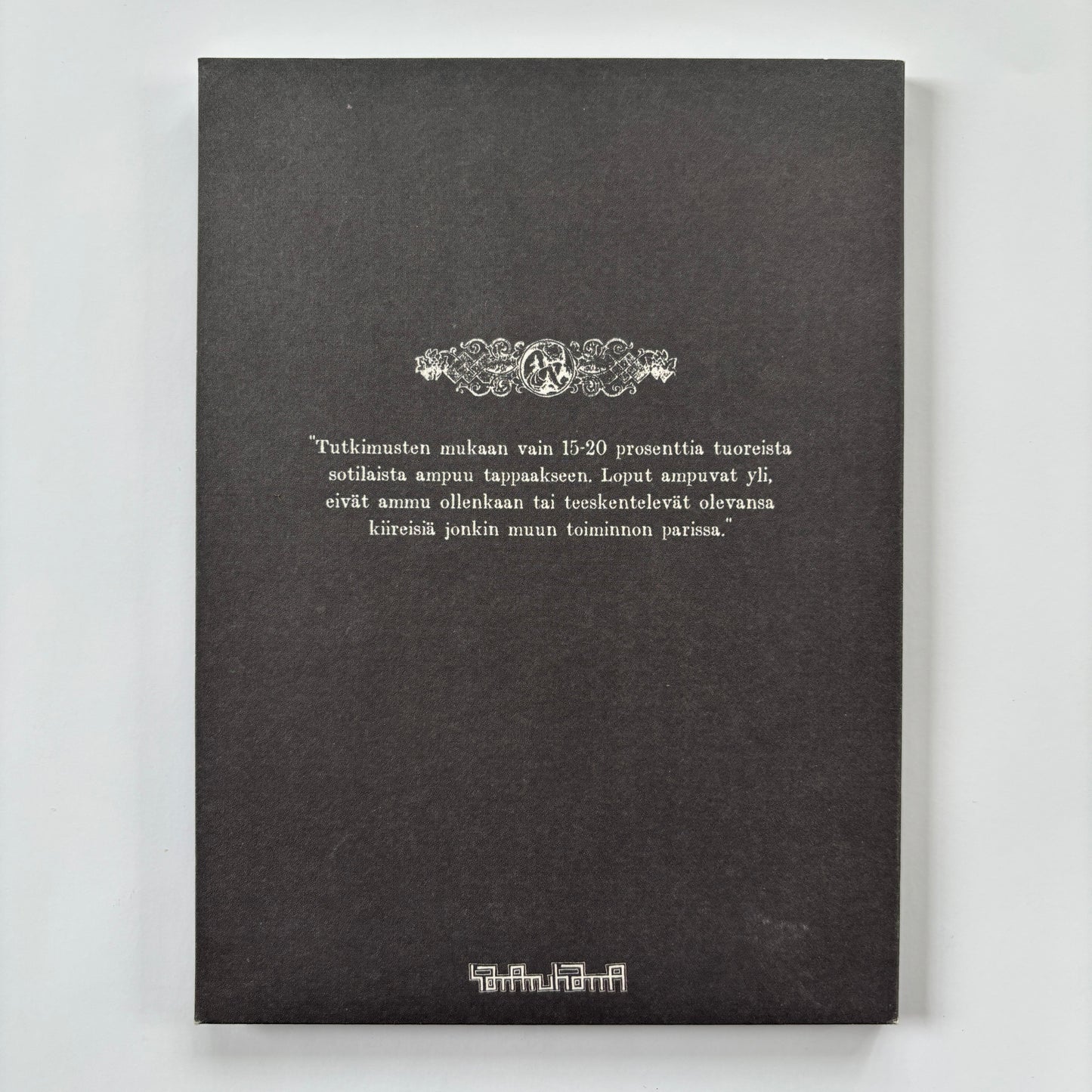 Commando 15 x Nuori Veri - Kuovia tuijottavat miehet CD