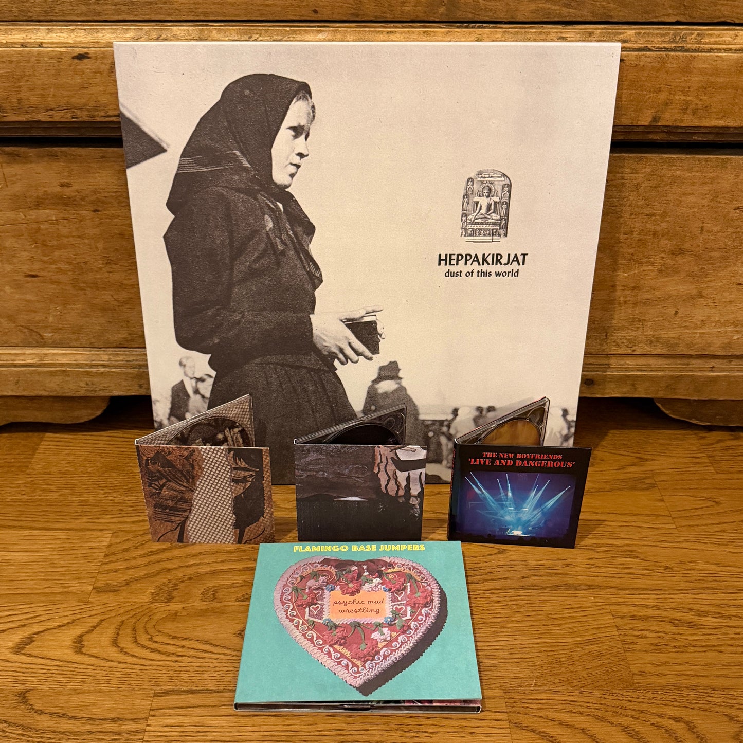 Satatuhatta November bundle